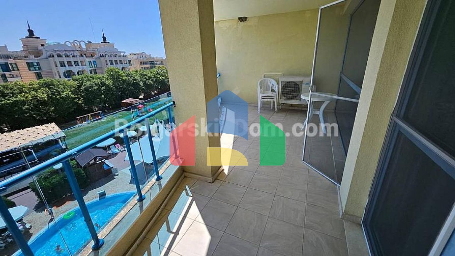 Трехкомнатная квартира в Марина Холидей Клуб