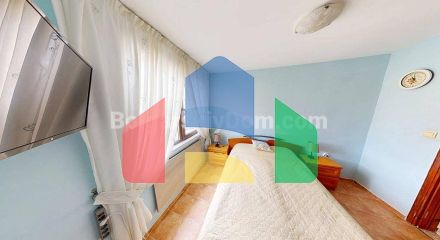 Будинок в Порой