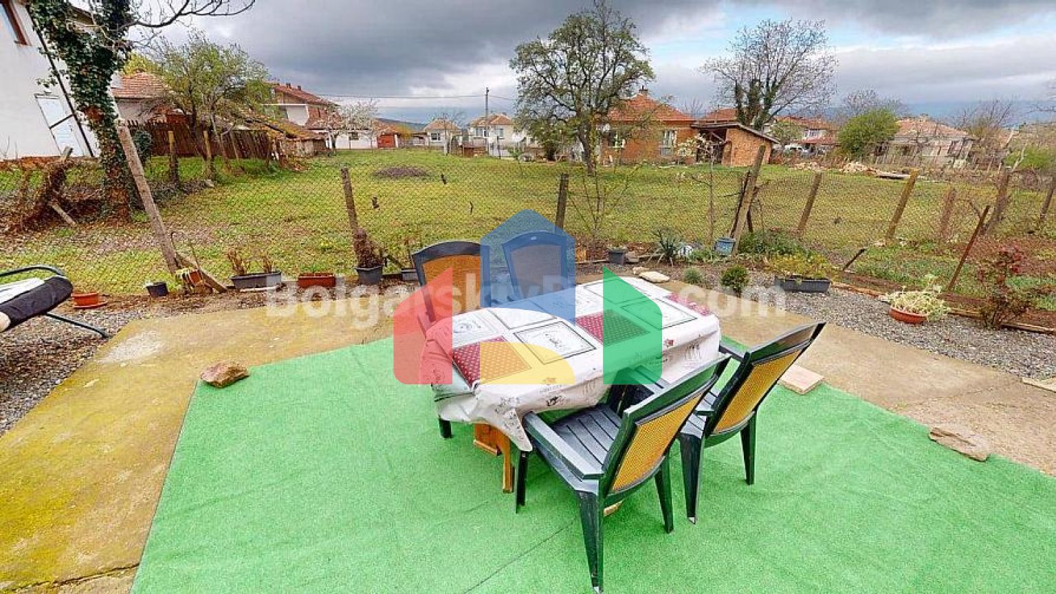 Будинок в Порой