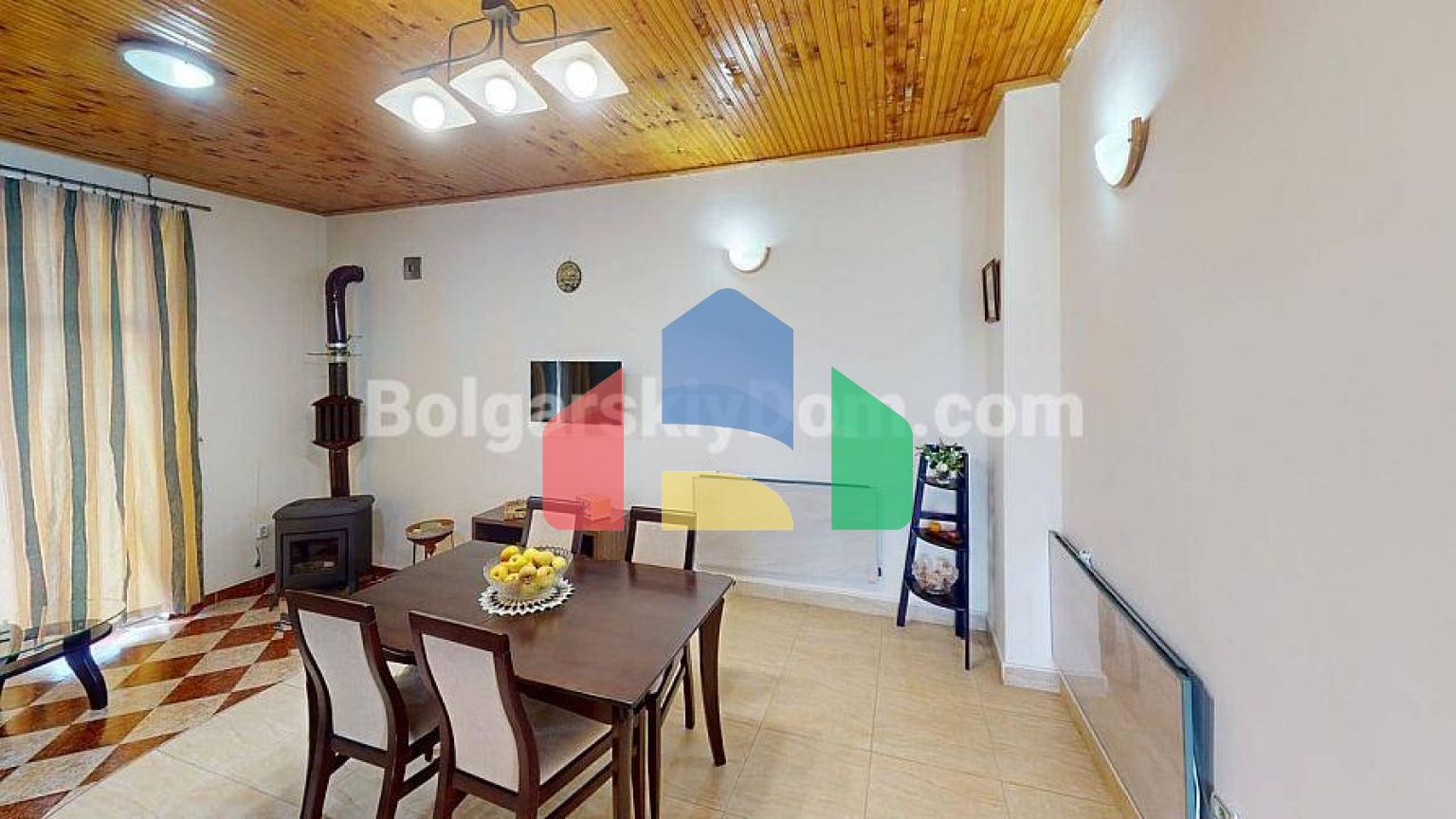 Будинок в Порой