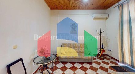 Будинок в Порой