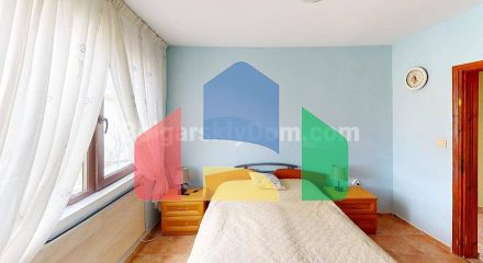 Будинок в Порой