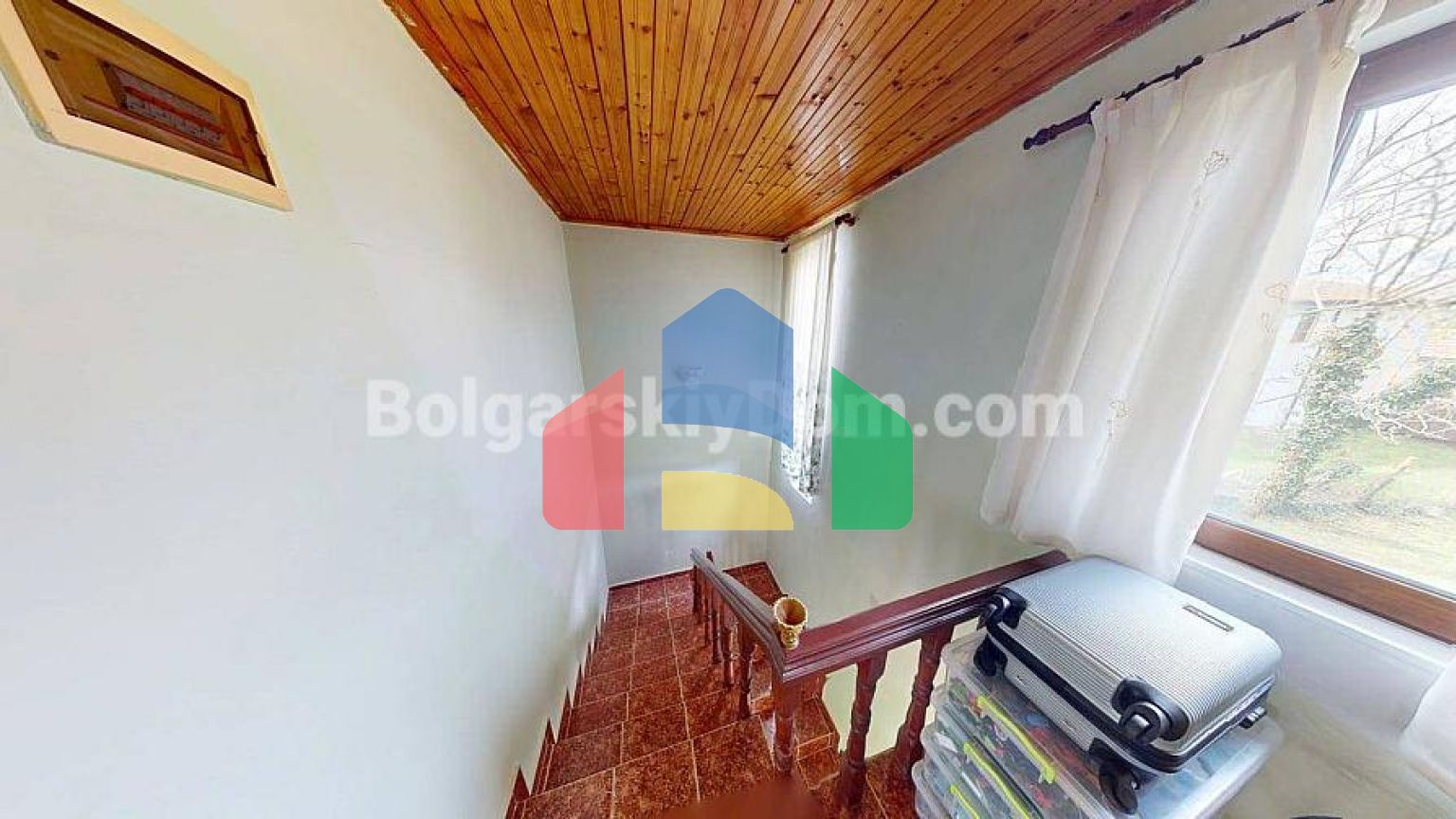 Будинок в Порой