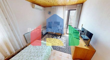 Будинок в Порой