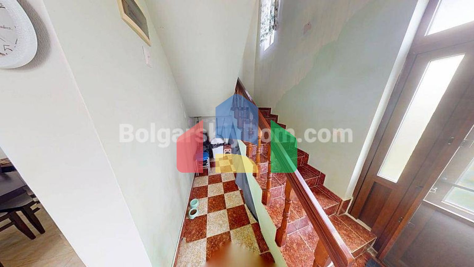 Будинок в Порой