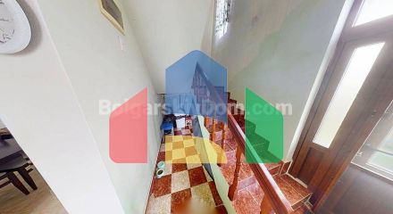 Будинок в Порой