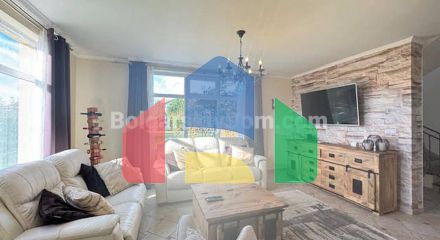 Двухэтажный дом в Каменар