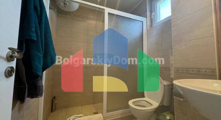 Двухэтажный дом в Каменар