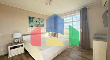 Двоповерховий будинок в Каменар