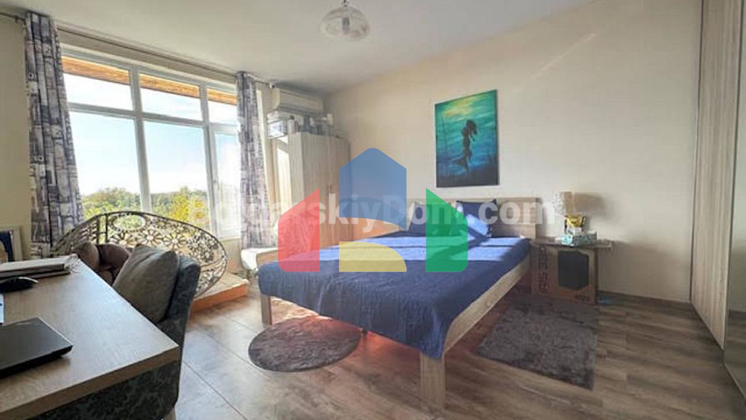 Двоповерховий будинок в Каменар