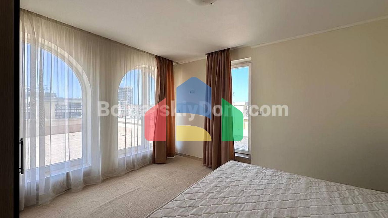 Трехкомнатная квартира в Сансет Резорт