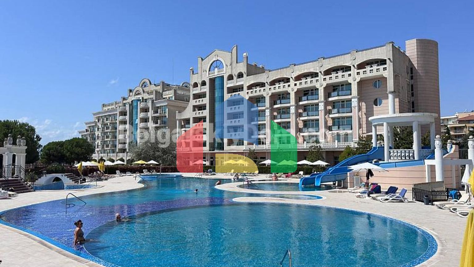 Трехкомнатная квартира в Сансет Резорт