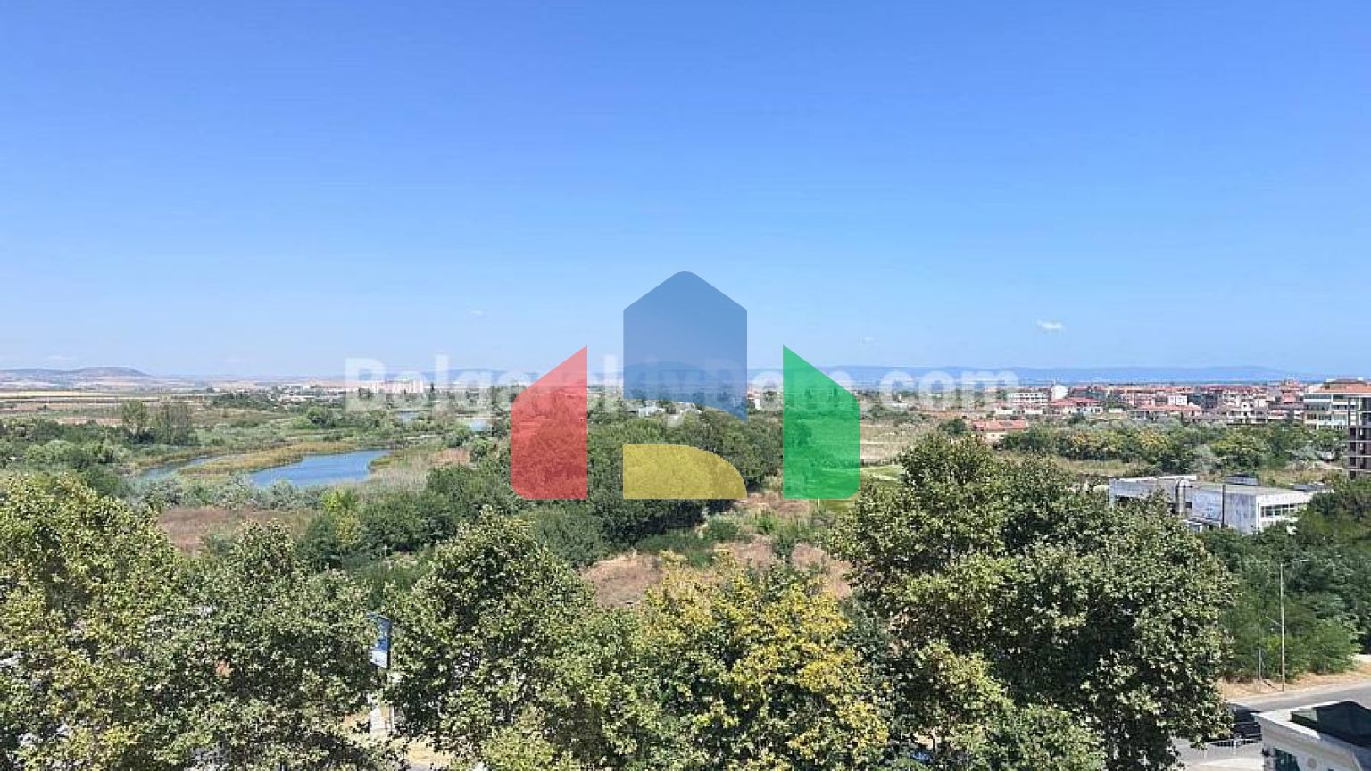 Трехкомнатная квартира в Сансет Резорт