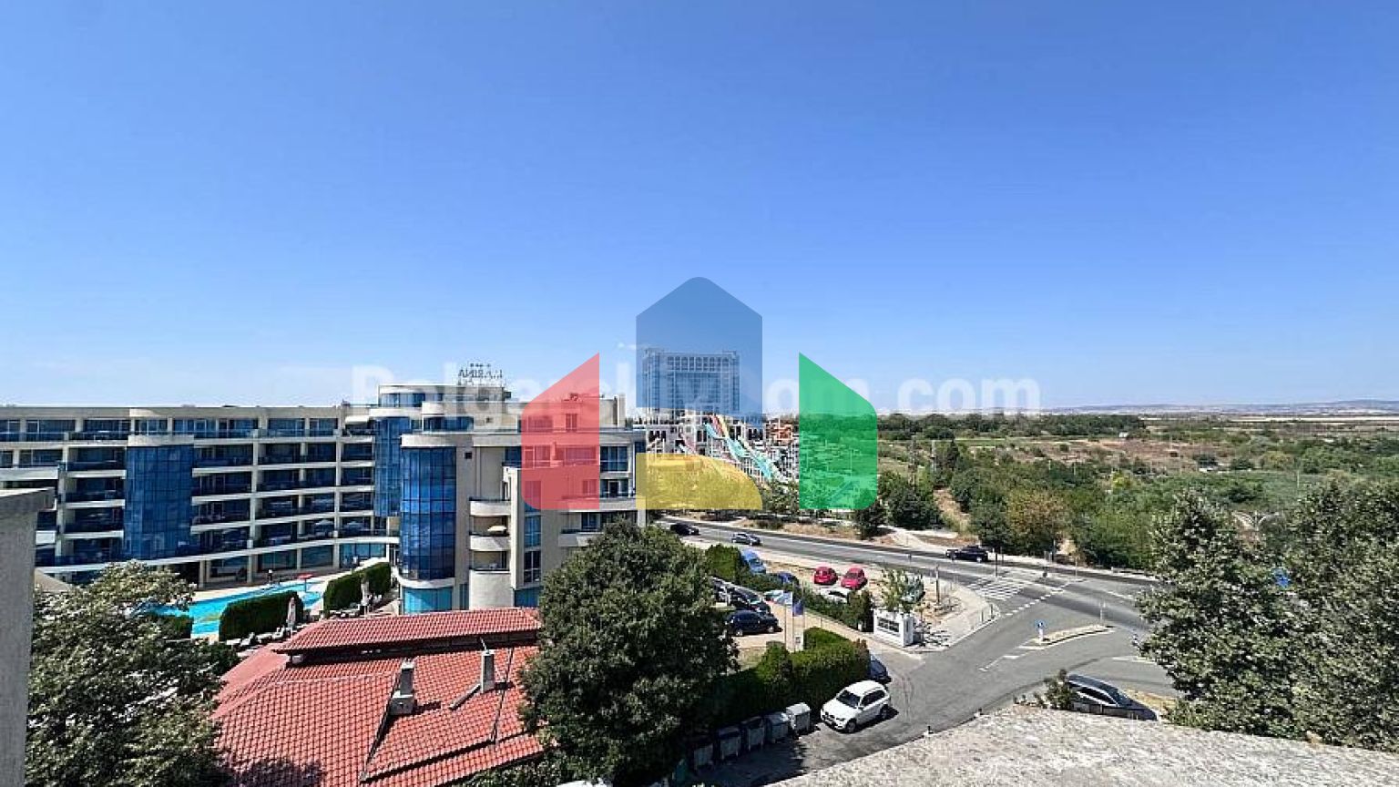 Трехкомнатная квартира в Сансет Резорт