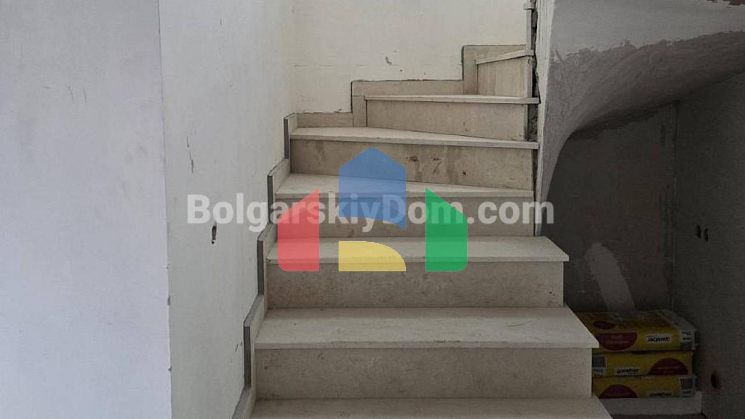 Будинок в Вікторія Парадайс