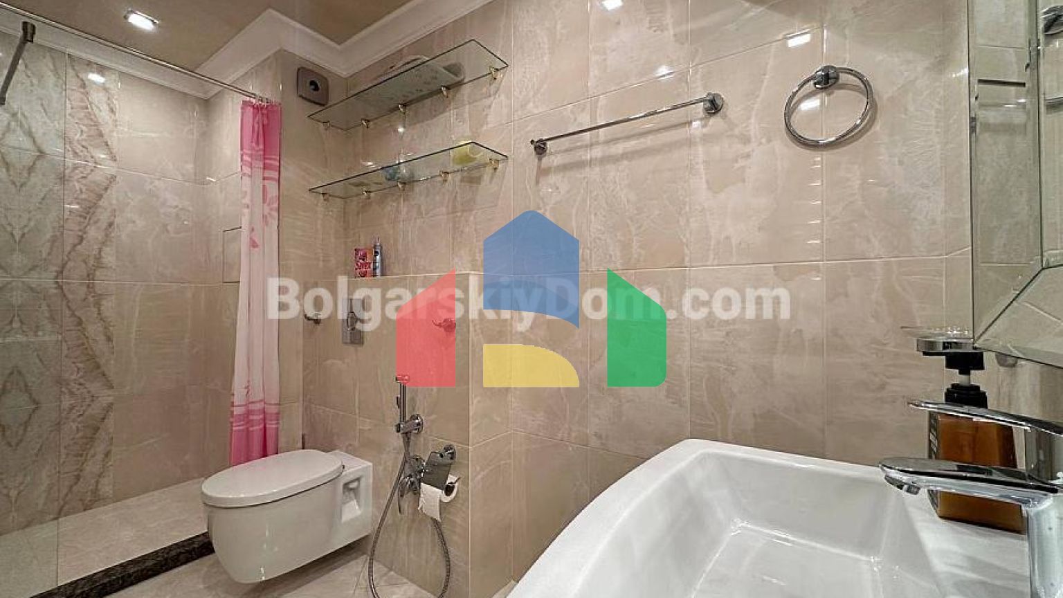 Двухкомнатная квартира в Роуз Гарденс Бутик