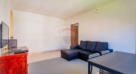 Residential - Condo/Apartment - T2 - Massamá e Monte Abraão, Sintra - PT