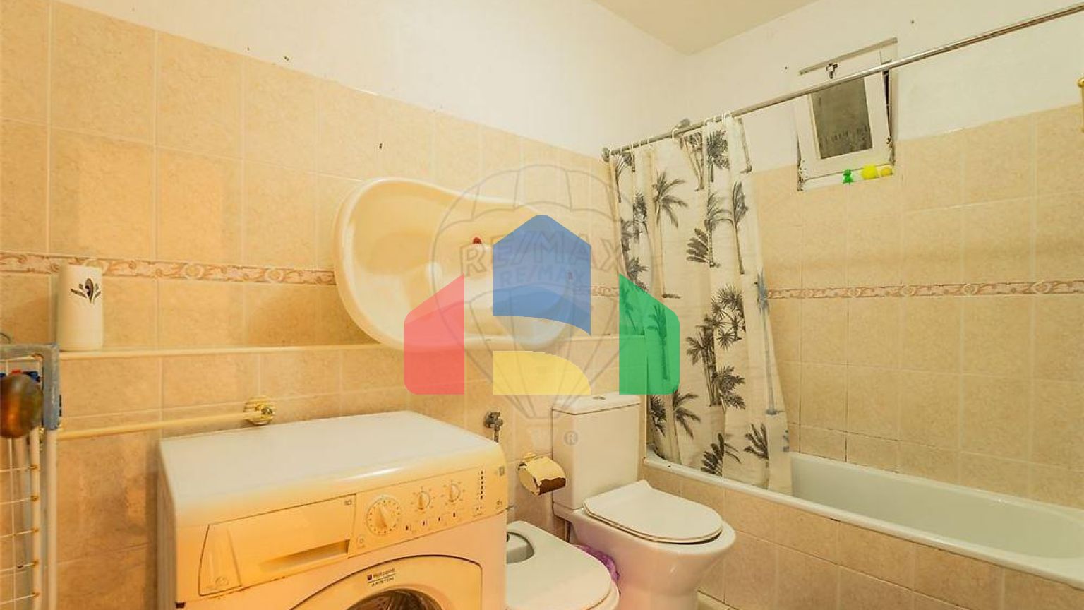 Residential - Condo/Apartment - T2 - Massamá e Monte Abraão, Sintra - PT