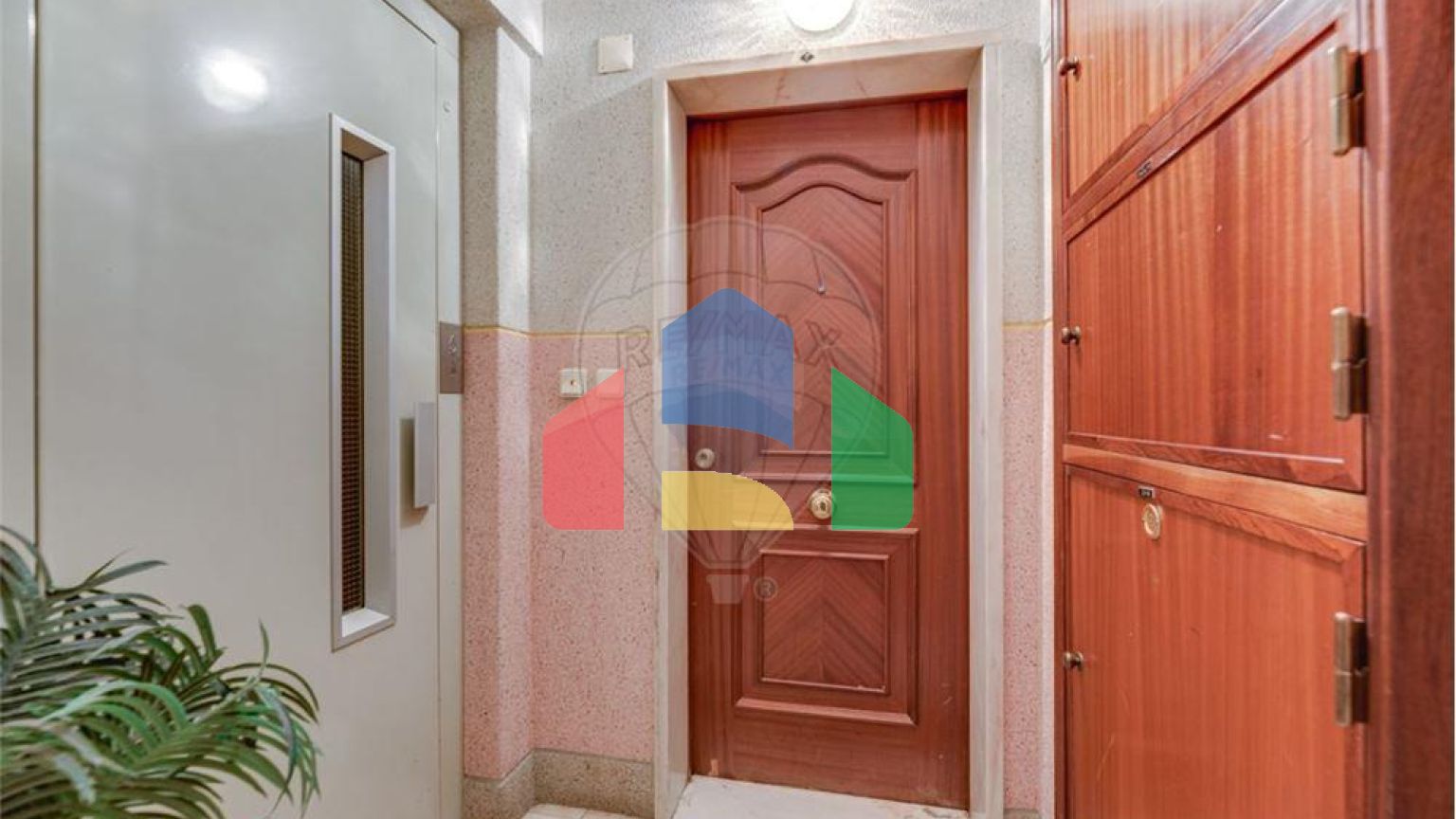 Residential - Condo/Apartment - T3 - Massamá e Monte Abraão, Sintra - PT