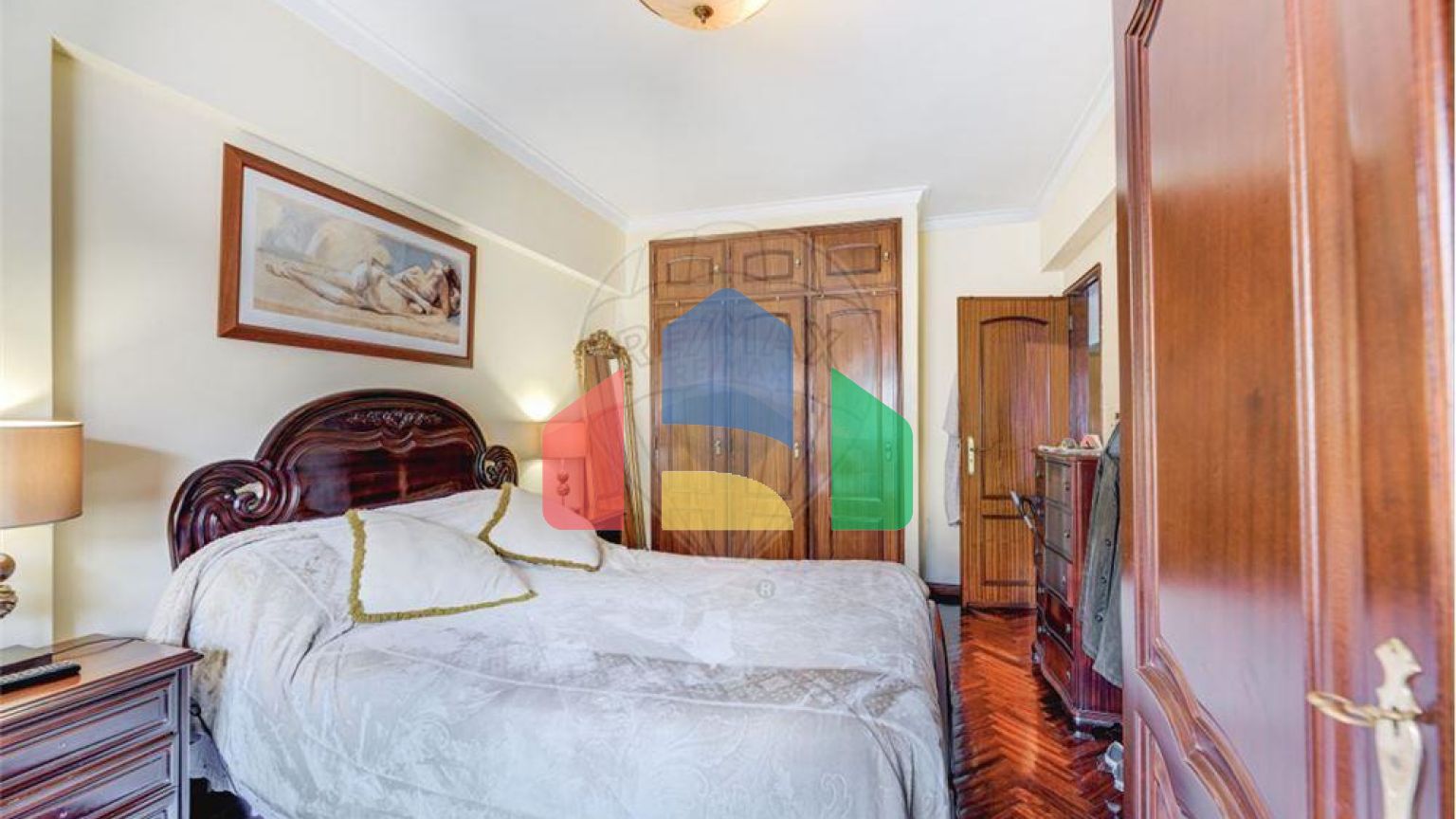 Residential - Condo/Apartment - T3 - Massamá e Monte Abraão, Sintra - PT