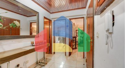 Residential - Condo/Apartment - T3 - Massamá e Monte Abraão, Sintra - PT