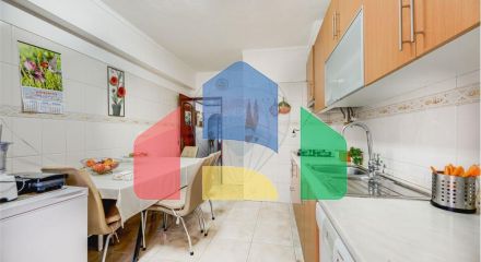 Residential - Condo/Apartment - T3 - Massamá e Monte Abraão, Sintra - PT