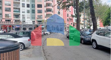 Commercial - Commercial/Retail - Massamá e Monte Abraão, Sintra - PT