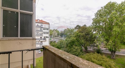 Residential - Condo/Apartment - T3 - Massamá e Monte Abraão, Sintra - PT