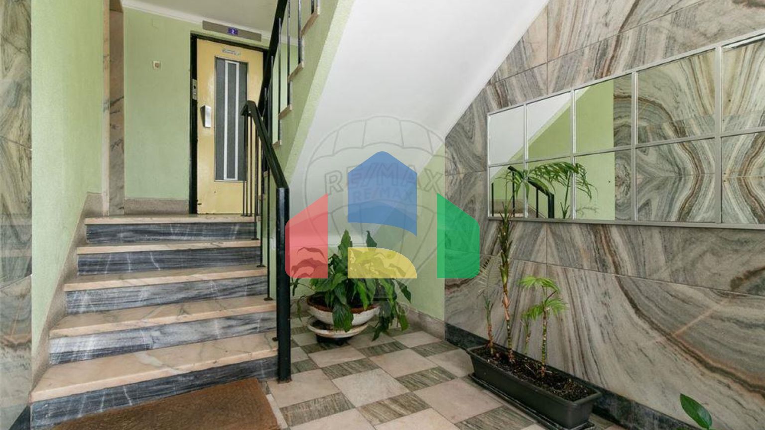 Residential - Condo/Apartment - T3 - Massamá e Monte Abraão, Sintra - PT