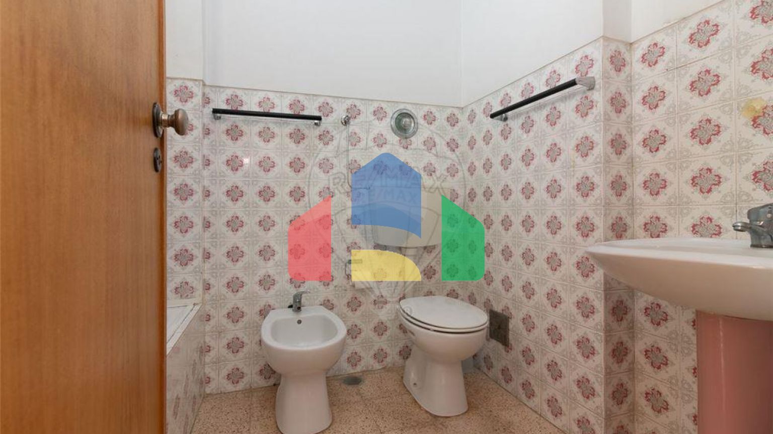 Residential - Condo/Apartment - T3 - Massamá e Monte Abraão, Sintra - PT