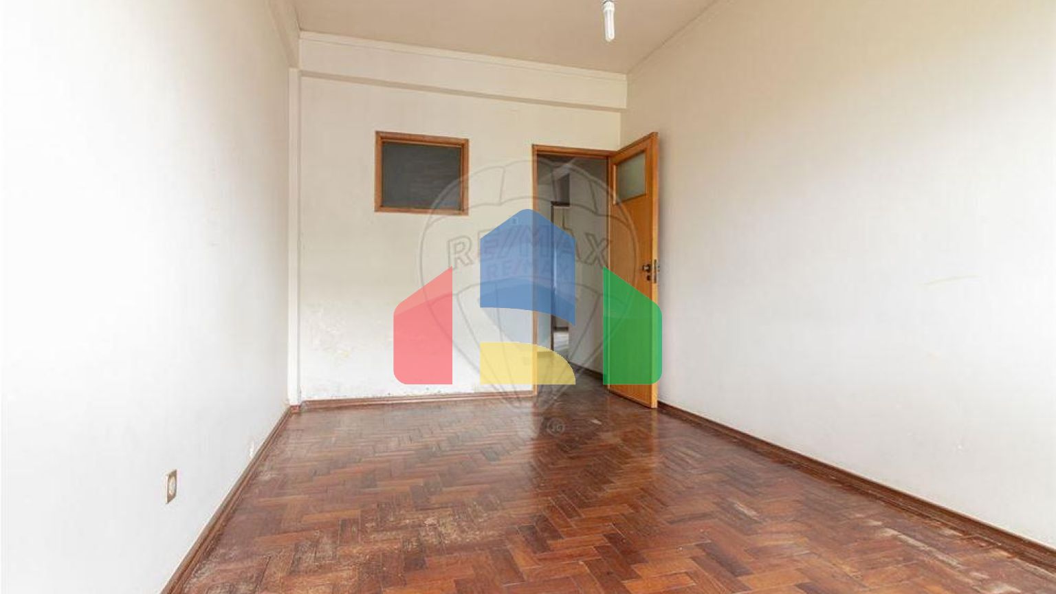 Residential - Condo/Apartment - T3 - Massamá e Monte Abraão, Sintra - PT