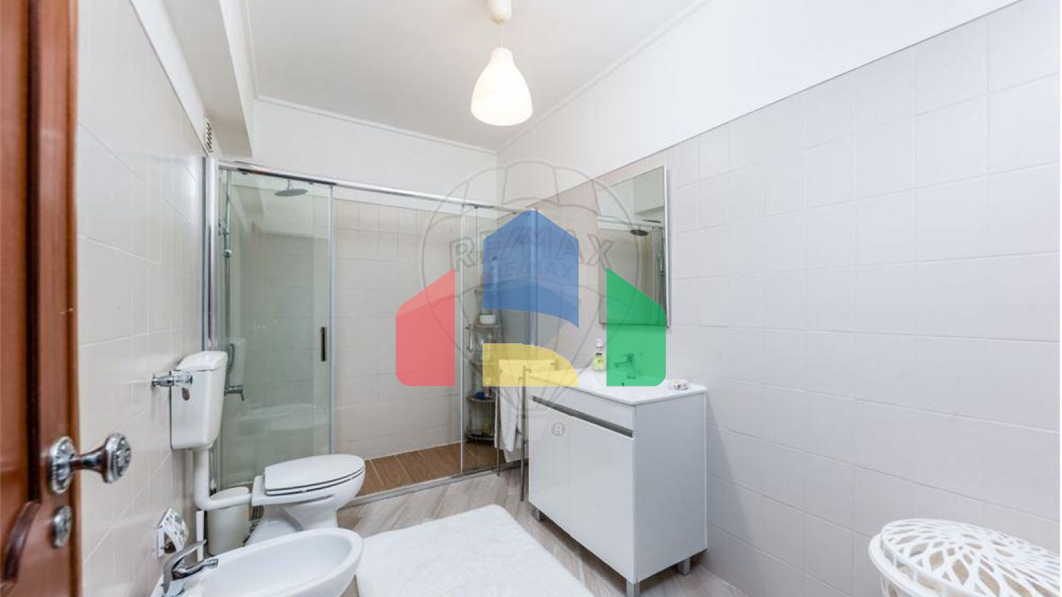 Residential - Condo/Apartment - T2 - Massamá e Monte Abraão, Sintra - PT