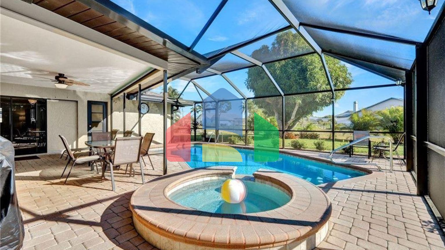 Residential - Single Family Home - Cape Coral, Florida, United States - United States