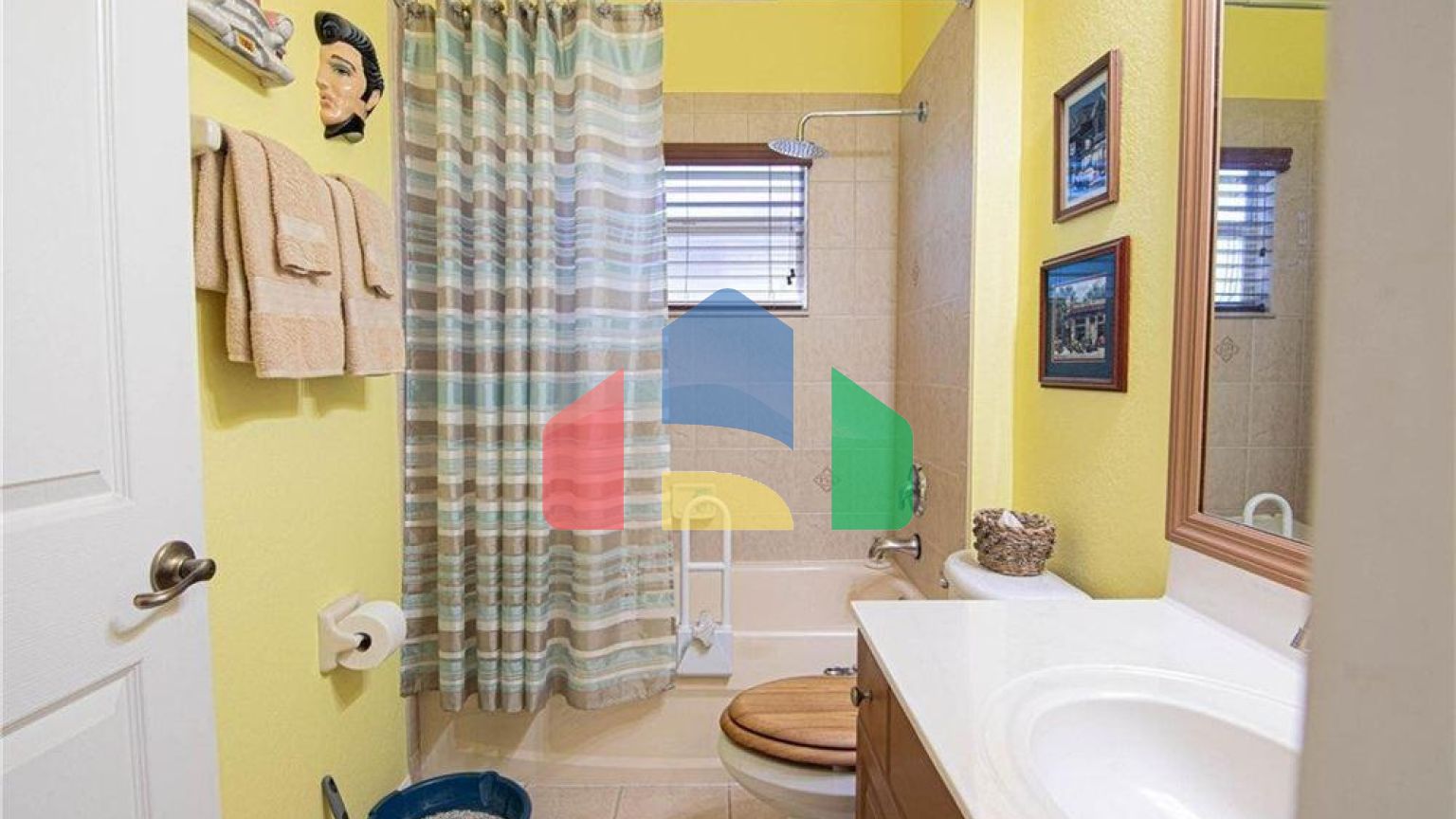 Residential - Single Family Home - Cape Coral, Florida, United States - United States