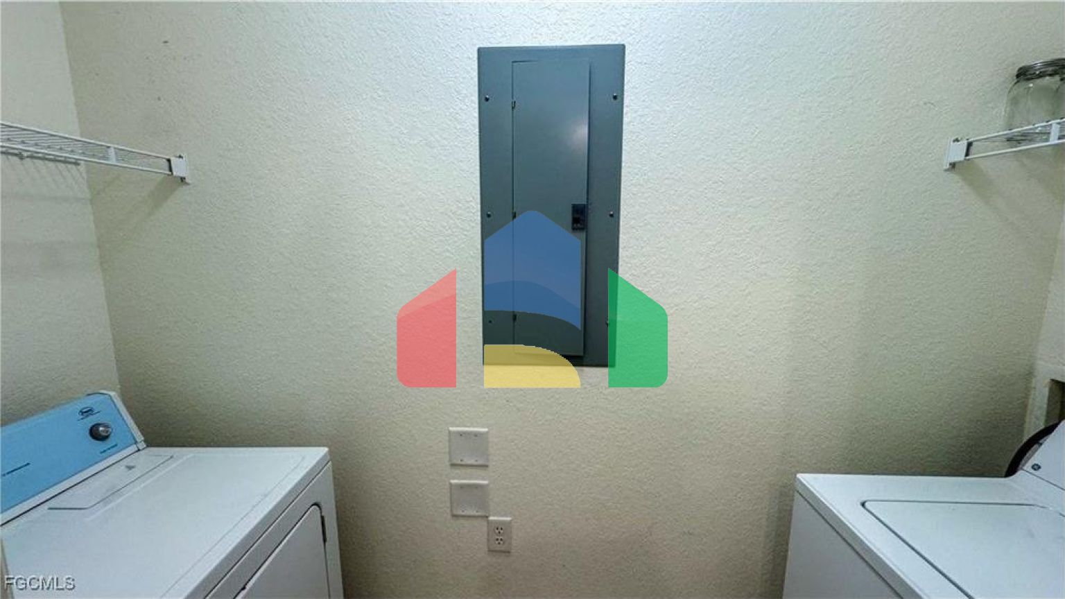 Residential - Condo/Apartment - Cape Coral, Florida, United States - United States