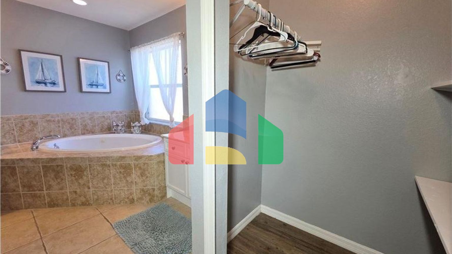 Residential - Single Family Home - Cape Coral, Florida, United States - United States