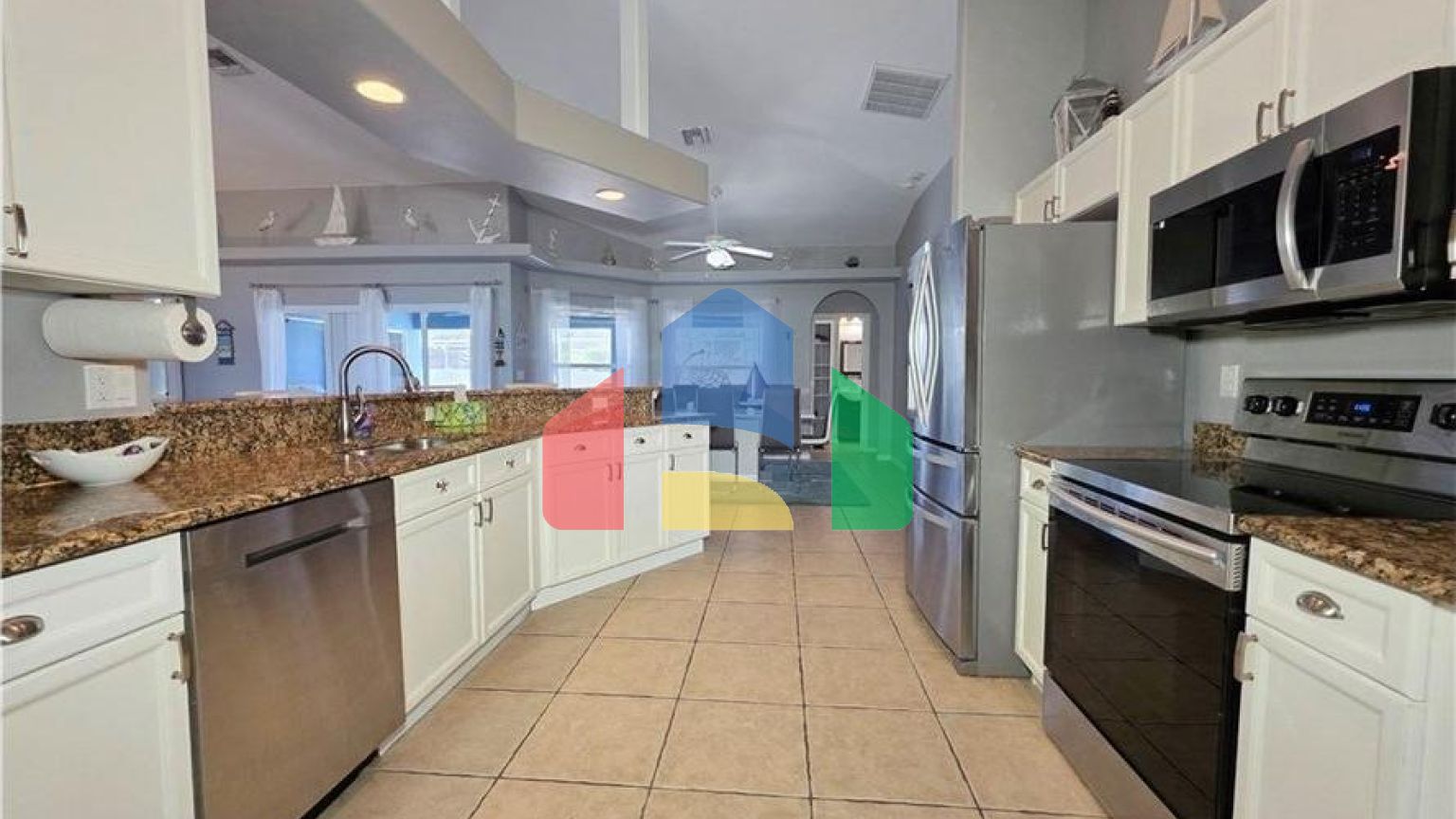 Residential - Single Family Home - Cape Coral, Florida, United States - United States