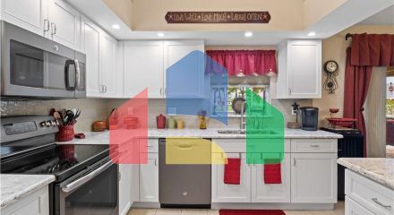 Residential - Single Family Home - Cape Coral, Florida, United States - United States