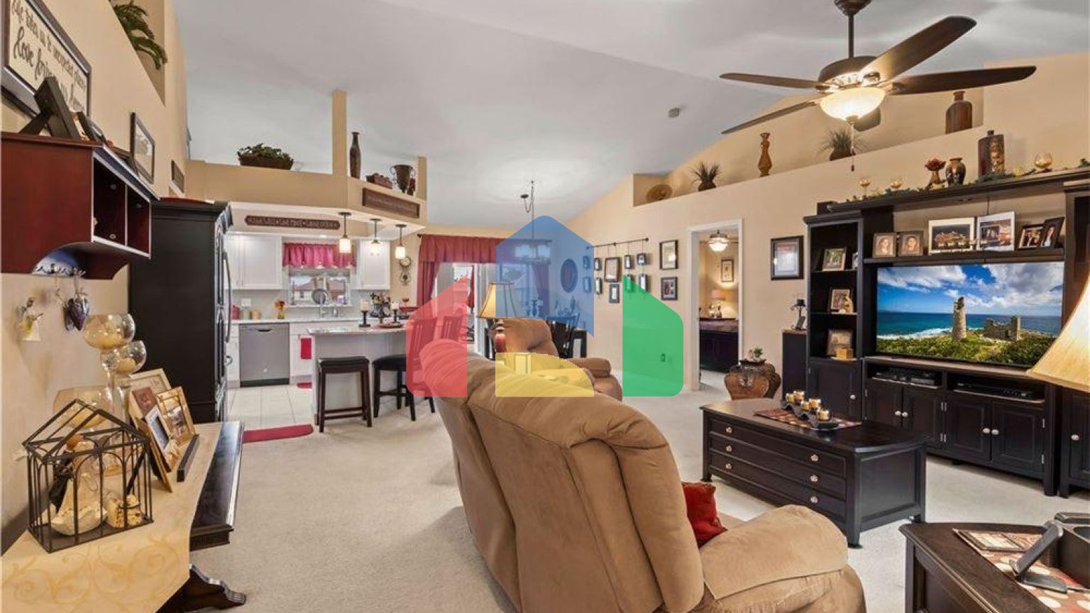 Residential - Single Family Home - Cape Coral, Florida, United States - United States