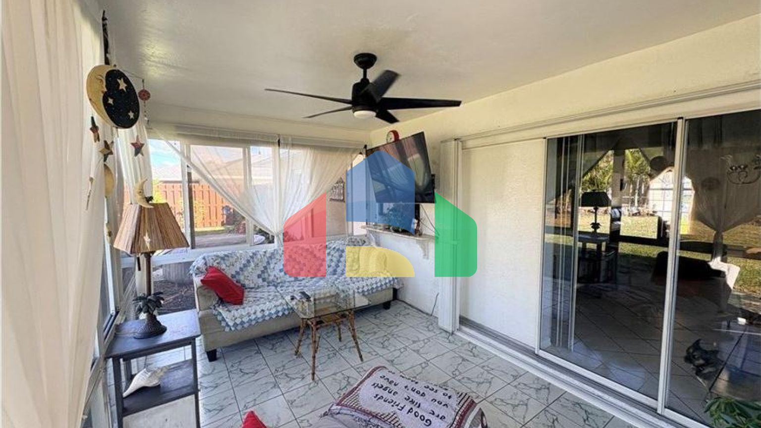 Residential - Single Family Home - Cape Coral, Florida, United States - United States