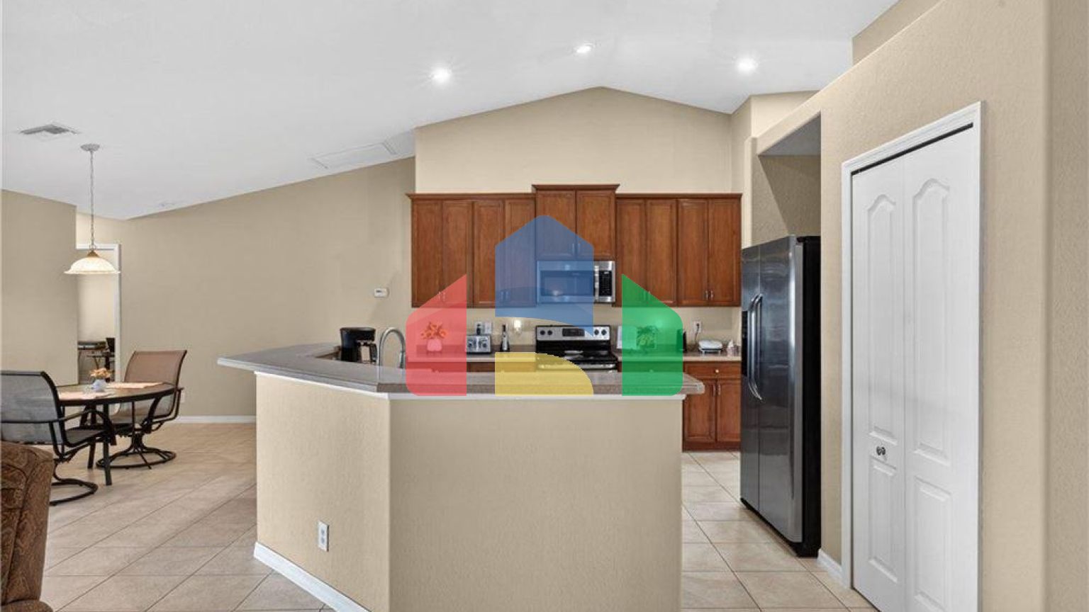 Residential - Single Family Home - Cape Coral, Florida, United States - United States