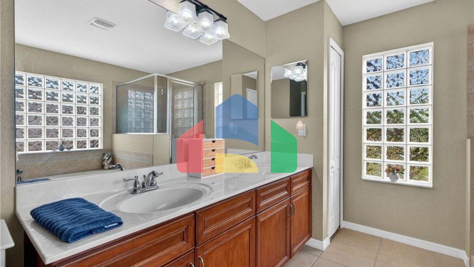 Residential - Single Family Home - Cape Coral, Florida, United States - United States