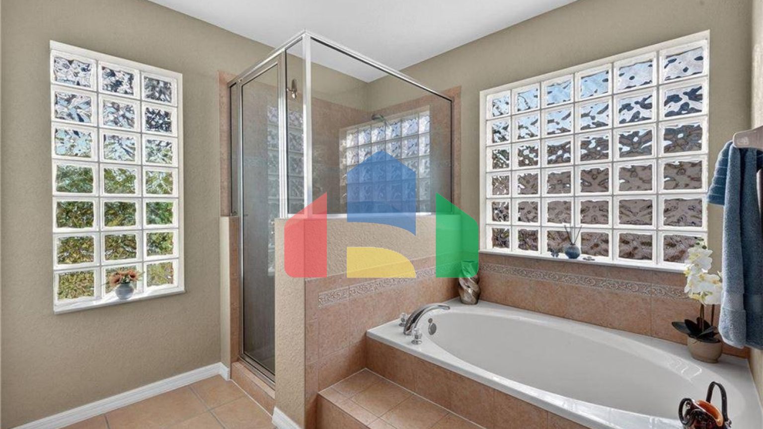 Residential - Single Family Home - Cape Coral, Florida, United States - United States