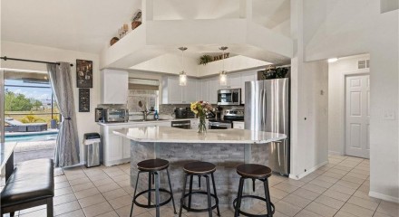 Residential - Single Family Home - Cape Coral, Florida, United States - United States
