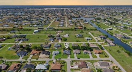 Residential - Single Family Home - Cape Coral, Florida, United States - United States