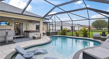 Residential - Single Family Home - Cape Coral, Florida, United States - United States