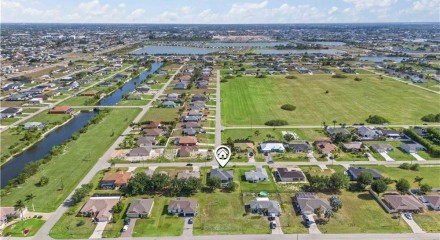 Residential - Single Family Home - Cape Coral, Florida, United States - United States