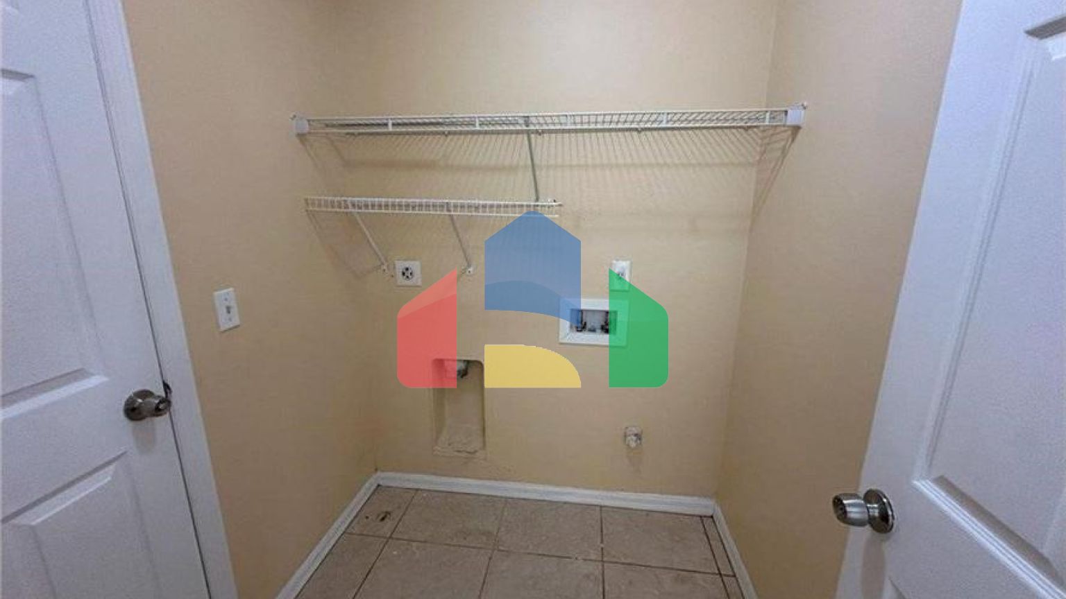 Residential - Single Family Home - Cape Coral, Florida, United States - United States