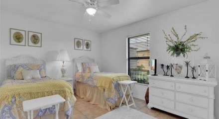 Residential - Single Family Home - Cape Coral, Florida, United States - United States