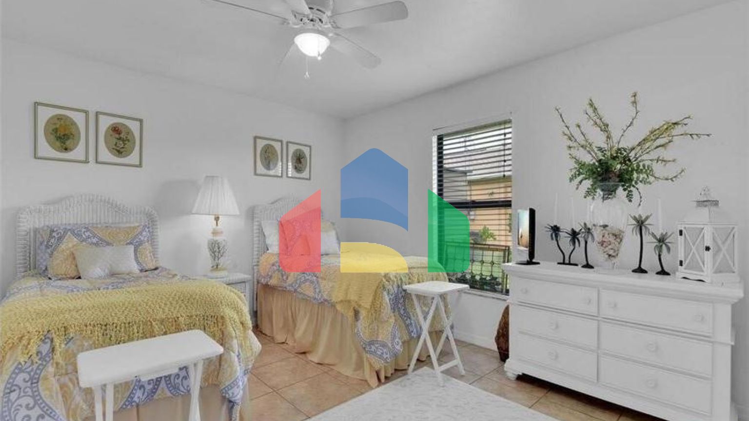 Residential - Single Family Home - Cape Coral, Florida, United States - United States